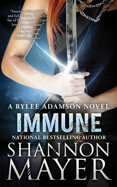 Immune : A Rylee Adamson Novel, Book 2 | Mayer, Shannon